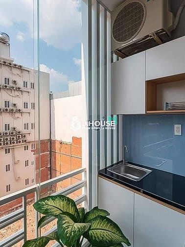 Hình ảnh Cho thuê CHDV BAN CÔNG, TÁCH BẾP - Yên Thế, Tân Bình - Khu Sân Bay