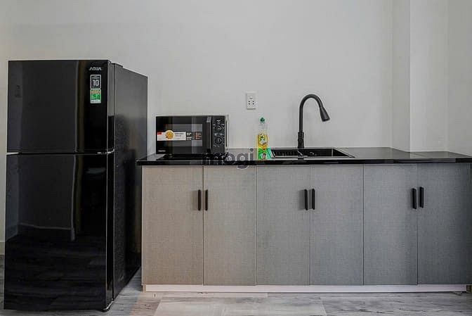 Hình ảnh CHDV 1Pn Ngay Công Viên Lê Văn Tám_Cầu Bông Q1