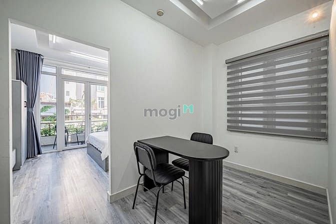 Hình ảnh CHDV 1Pn Ngay Công Viên Lê Văn Tám_Cầu Bông Q1