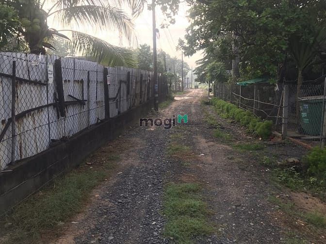 Hình ảnh Bán lô đất 2788 m có 300 m thổ quy hoạch đất ở có căn nhà cấp bốn