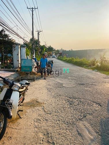 Hình ảnh Mặt tiền kinh doanh vip chỉ 3 tỷ 500