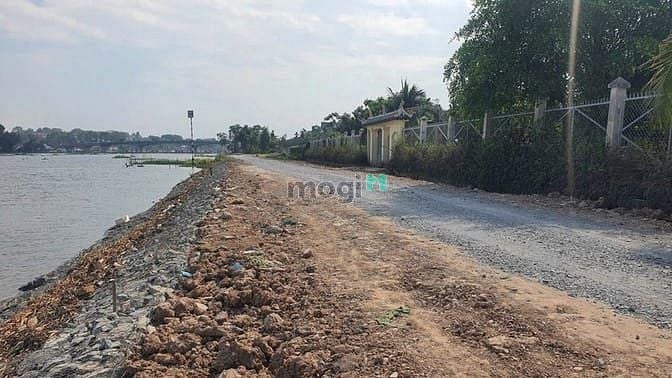 Hình ảnh Bán 4387m2 đất MT Sông SG. Gần cầu Phú Cường. Giá: 40 tỷ