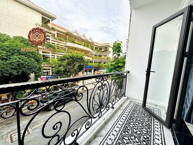 Hình ảnh Thuê Phòng ban công to Quận 5 gần Đại học Y Dược , Đại Học Kinh Tế UEH