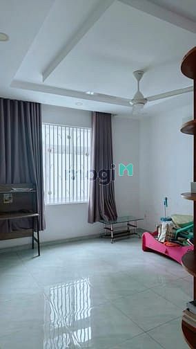 Hình ảnh Nhà Đẹp KDC 13E Intresco – 4PN, Đầy Đủ Tiện Ích, Giá thuê chỉ 15Tr/th