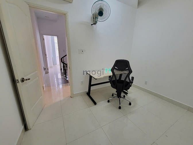 Hình ảnh Nhà 38m2-4,7ỷ, 1T-2L, 4PN-3WC, Âu cơ P.14, ngay vòng xoay Lê đại hành