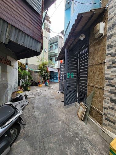 Hình ảnh Nhà 38m2-4,7ỷ, 1T-2L, 4PN-3WC, Âu cơ P.14, ngay vòng xoay Lê đại hành