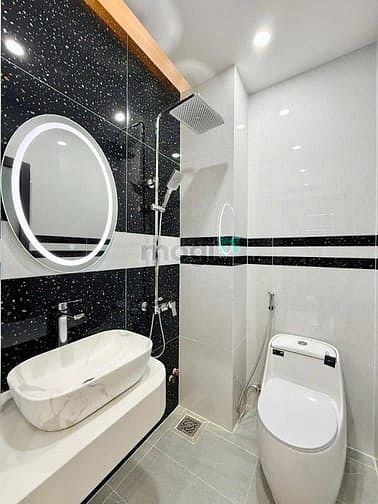 Hình ảnh Bán gấp căn nhà phố tại Đồng Đen,P14,Q.Tân Bình.Giá 4tỷ340tr.SHR