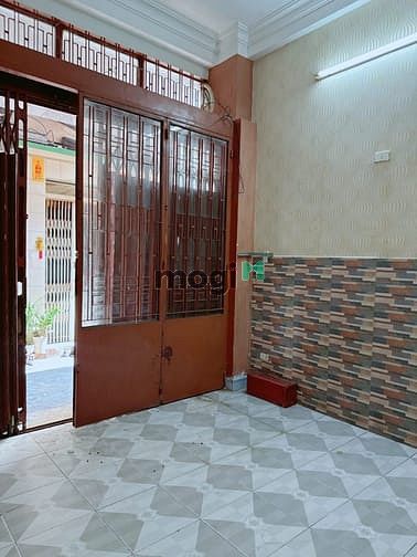 Hình ảnh Tôi cần bán gấp Căn nhà 4 Tầng - 5 PN,Đường Cao Văn Lầu giá 5,5 Tỷ