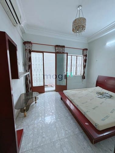 Hình ảnh Tôi cần bán gấp Căn nhà 4 Tầng - 5 PN,Đường Cao Văn Lầu giá 5,5 Tỷ