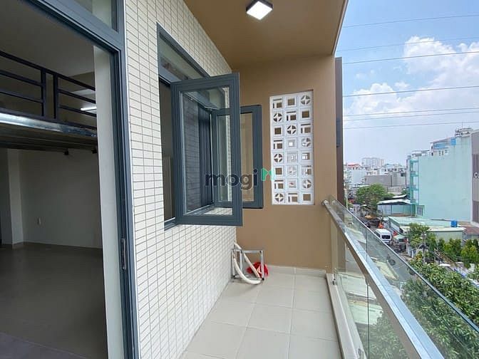 Hình ảnh DUPLEX CỰC XỊN GẦN IUH Full nội thất có máy lạnh và thang máy