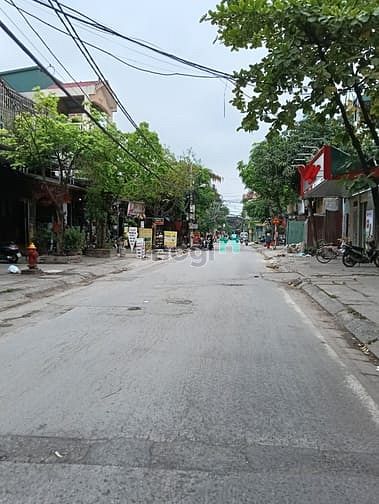 Hình ảnh Mảnh đất vàng trong làng bđs còn sót lại