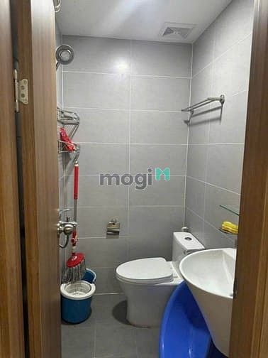 Hình ảnh Chung cư Sky Center, Phổ Quang, TB: 2pn, 2wc 79m2, giá 17tr/th