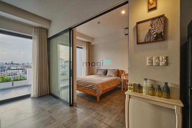 Hình ảnh Ban Công 1 Phòng Ngủ Siêu To Thoáng mát