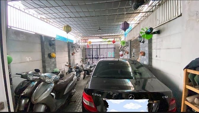 Hình ảnh Bán nhà biệt thự sân vườn 4x30 vuông đẹp HXH không lộ giới