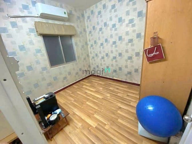 Hình ảnh Chung cư 10A Trần Nhật Duật, Tân Định, Q1: 75m2, 2pn, ban công 12tr5