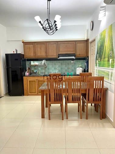 Hình ảnh Cần bán chung cư 2pn ngay amata có nội thất giá rẻ