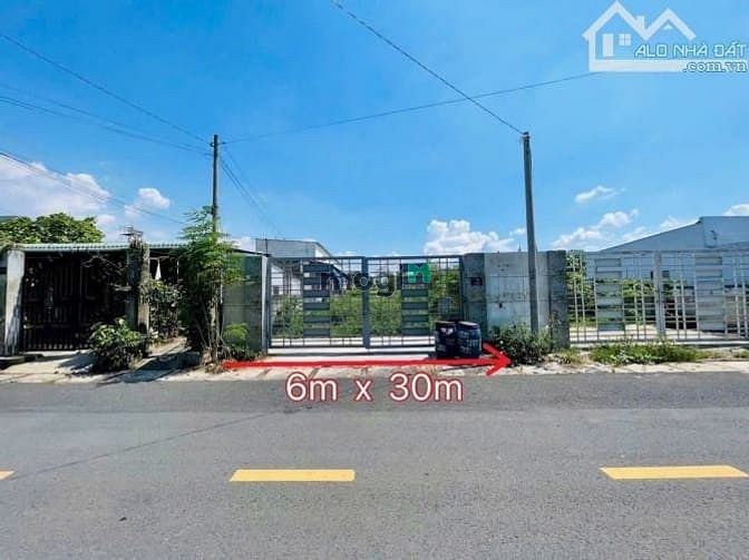 Hình ảnh Bán đất full thổ cư (6x30)1 tỷ5,sát bên chợ Việt Kiều, xã Tân Thông.