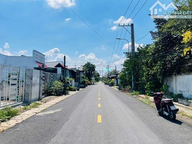 Hình ảnh Bán đất full thổ cư (6x30)1 tỷ5,sát bên chợ Việt Kiều, xã Tân Thông.