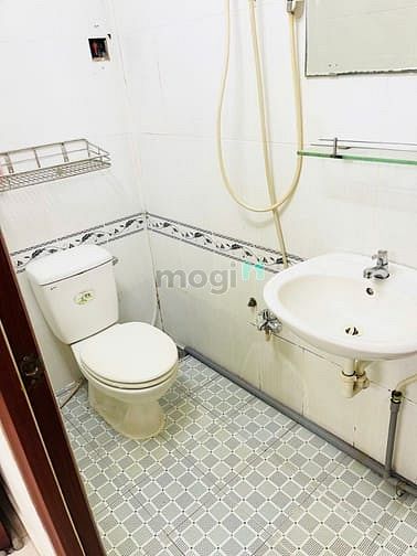 Hình ảnh CHDV 30m2 cửa sổ lớn đường Sầm Sơn P4 Tân Bình chỉ 4 triệu 300k.