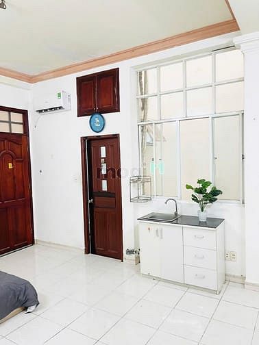 Hình ảnh CHDV 30m2 cửa sổ lớn đường Sầm Sơn P4 Tân Bình chỉ 4 triệu 300k.
