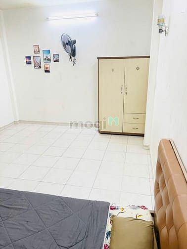 Hình ảnh CHDV 30m2 cửa sổ lớn đường Sầm Sơn P4 Tân Bình chỉ 4 triệu 300k.
