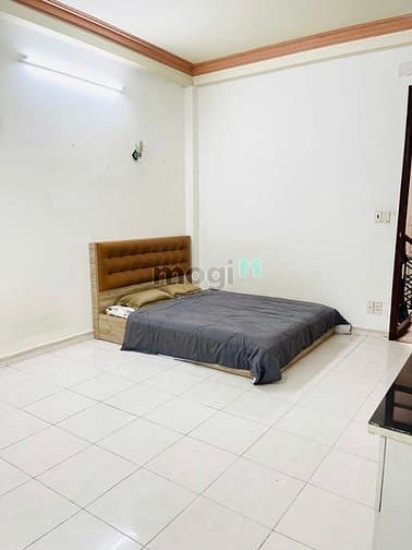 Hình ảnh CHDV 30m2 cửa sổ lớn đường Sầm Sơn P4 Tân Bình chỉ 4 triệu 300k.