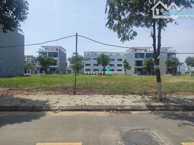Hình ảnh Đất nền mặt tiền Lã Xuân Oai - Tọa độ vàng trung tâm.DT 100m2/3 tỷ.