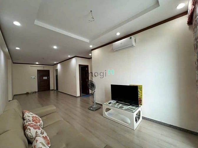 Hình ảnh Mb6623 nạp rút nhanh chóng Oriental Plaza, Âu Cơ, Tân Phú: 14tr/th, 95m2,3pn,full NT