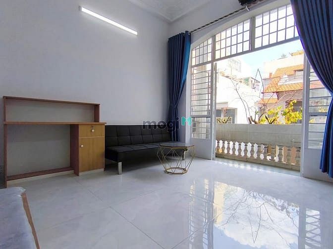 Hình ảnh Căn Hộ Ban Công Quận 1 Gần Chợ Bến Thành, Bùi Viện, ĐH Văn Lang