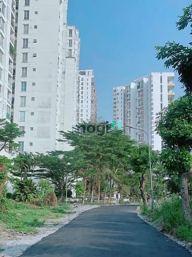 Hình ảnh Cần bán lô đất Biệt Thự nền Q-200m2 căn góc đường 12m KDC 13E Intresco