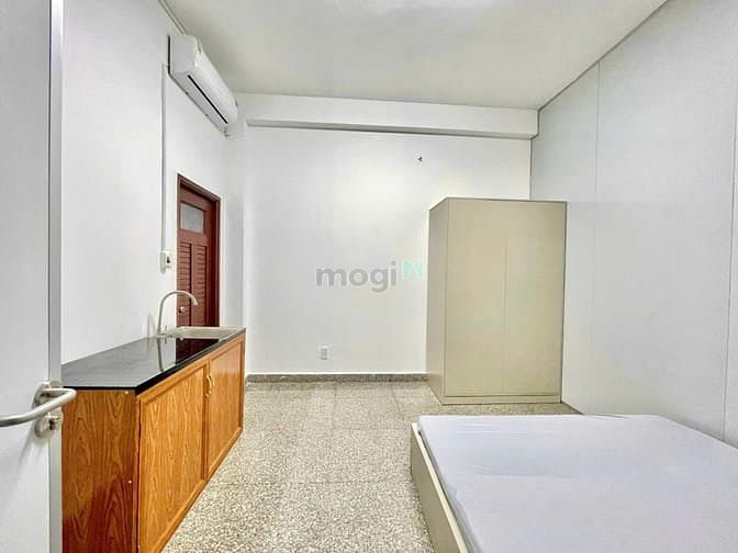 Hình ảnh 💥Studio 25m2 Hạt Dẻ Mặt Tiền Cộng Hòa - Tòa Nhà Thang Máy - NT Cơ Bản