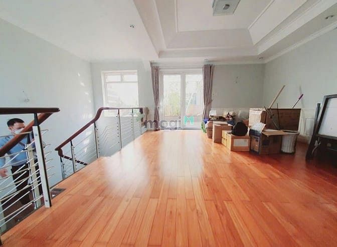 Hình ảnh Biệt thự cao cấp 3E/2 Phổ Quang – sát sân bay –DTSD: 300m2, full