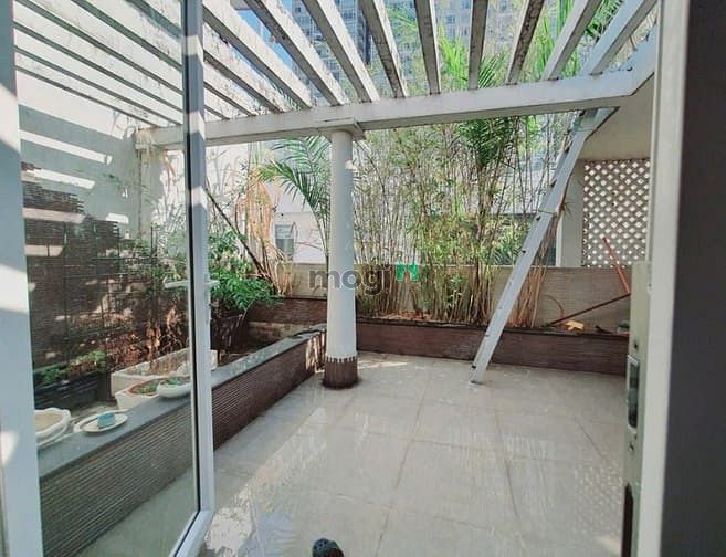 Hình ảnh Biệt thự cao cấp 3E/2 Phổ Quang – sát sân bay –DTSD: 300m2, full