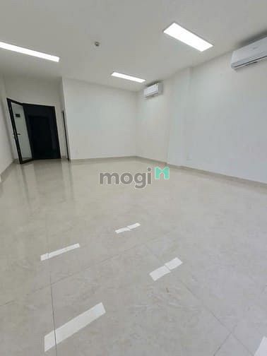 Hình ảnh Cho thuê nhà 300C Đường 3/2, Phường 12, Quận 10