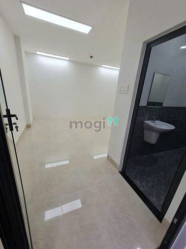 Hình ảnh Cho thuê nhà 300C Đường 3/2, Phường 12, Quận 10