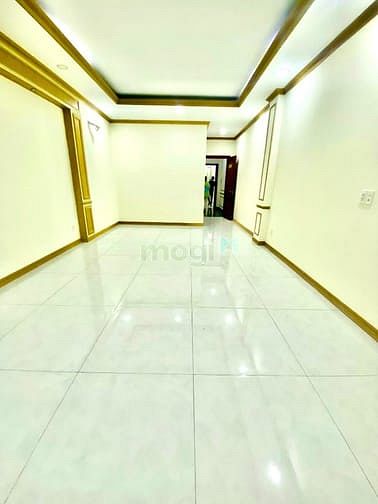 Hình ảnh Siêu phẩm nhà mới xây 339C Lê Quang Định, P5, BT