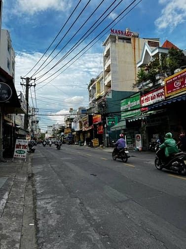 Hình ảnh Nhà MT Tân Phú 72m², cho thuê giá cao – kinh doanh sầm uất - 9 tỷ TL