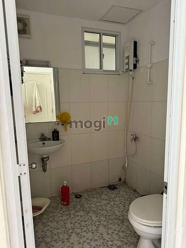 Hình ảnh Chung cư 10A Trần Nhật Duật, Tân Định, Q1: 75m2, 2PN, nội thất 12tr