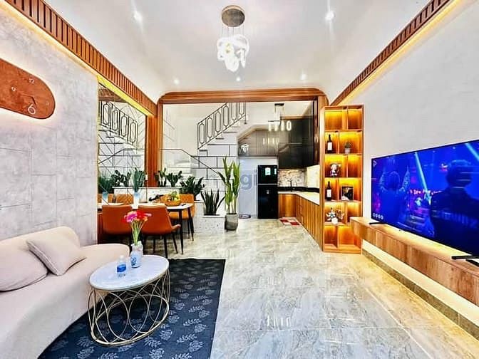 Hình ảnh Bán nhà ngay Võ Văn Tần, Q3. Giá: 3tỷ 290tr, sổ hồng riêng, kinh doan