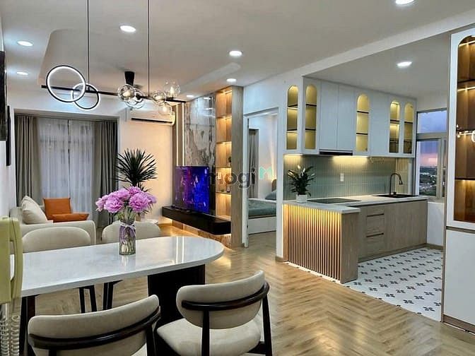 Hình ảnh Bán căn 2pn,2wc mới decor 100% Phú MH, Q.7, DT:81m Bán 5.350 tỷ