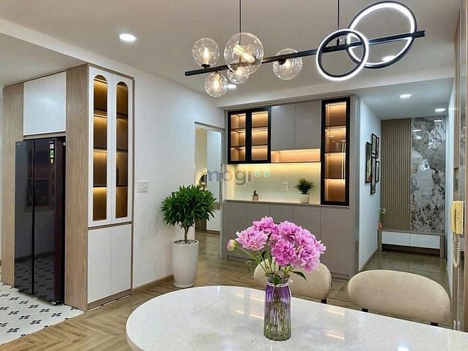Hình ảnh Bán căn 2pn,2wc mới decor 100% Phú MH, Q.7, DT:81m Bán 5.350 tỷ