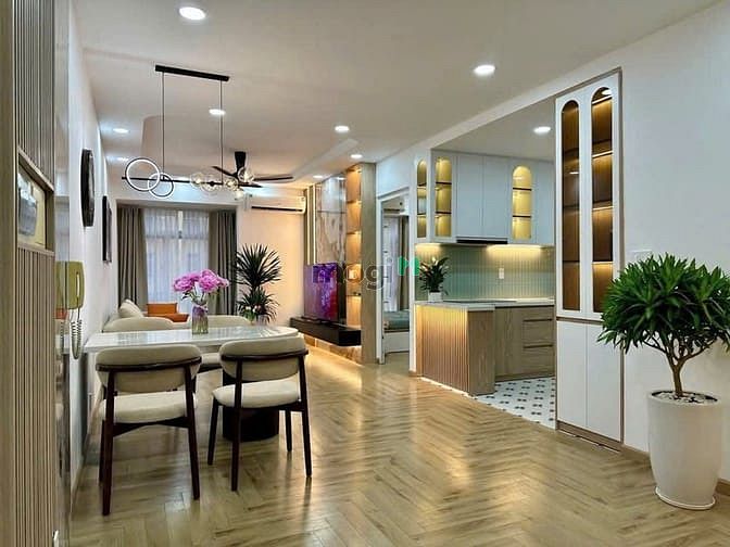 Hình ảnh Bán căn 2pn,2wc mới decor 100% Phú MH, Q.7, DT:81m Bán 5.350 tỷ