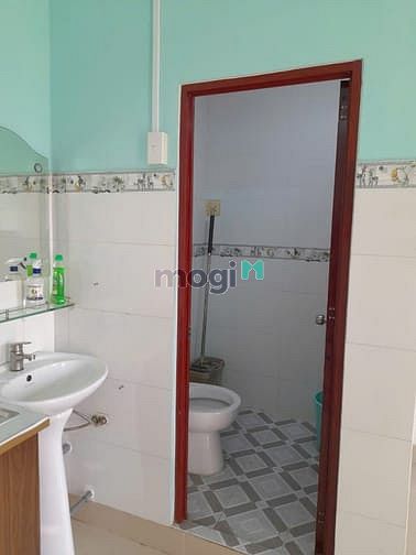 Hình ảnh Phòng BC, Cửa Sổ Lớn, Thoáng Mát, Ngay Trục Lớn Trường Chinh, An Ninh