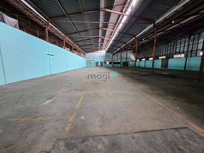 Hình ảnh Cho thuê Kho mặt tiền Phan Văn Trị P11,500-1600m2,trần 8 -10m, 100k/m2