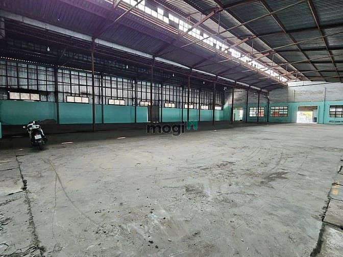 Hình ảnh Cho thuê Kho mặt tiền Phan Văn Trị P11,500-1600m2,trần 8 -10m, 100k/m2