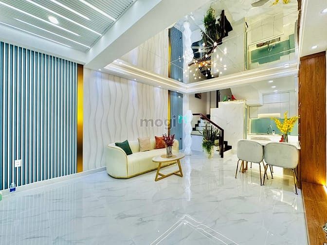 Hình ảnh Bán gấp Đường Bến Vân Đồn, Phường 2, Quận 4, 70m2/4Tỷ9 sổ hồng riêng