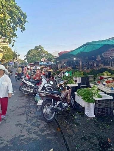 Hình ảnh Bán nhanh 840M2 đất thổ cư gần đường Quốc Lộ lớn, sổ hriêng. Gía 198TR