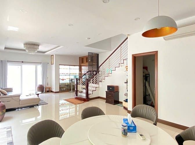 Hình ảnh Bán Biệt Thự ABC số 97 Trần Não, Q2