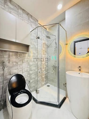 Hình ảnh Bán ngộp nhà Đ.Quang Trung , Gò Vấp .DT 67m2 giá 2 tỷ 990.Sổ riêng