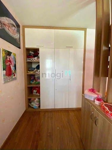 Hình ảnh Chung cư 10A Trần Nhật Duật, Quận 1: 70m2, 2p ngủ, NT, 12tr/th, NT